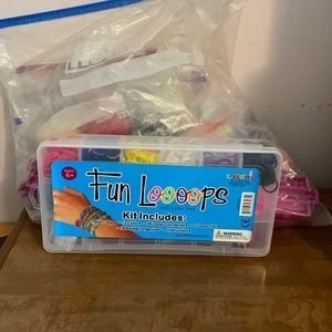 Cra-Z- loom Bracelet Maker